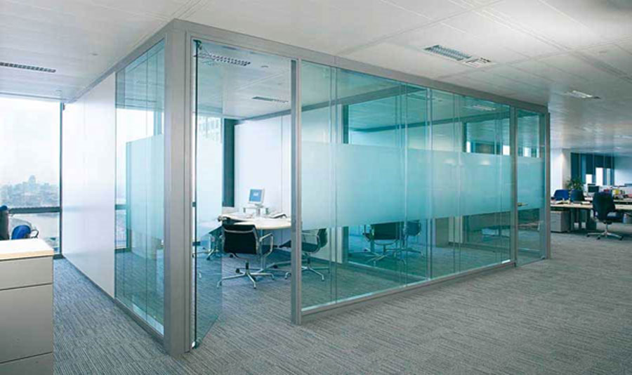 انواع شیشه سکوریت چیست - شرکت ساختمانی زیما پارتیشن شیشه ای