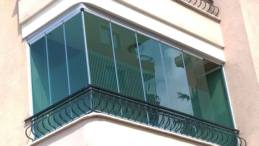 حفاظ بالکن شیشه ای - شرکت شیشه ساختمانی دیجی کالا